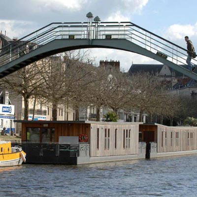In situ - Architecture, Culture(s) & Ville - Crèche flottante de Nantes